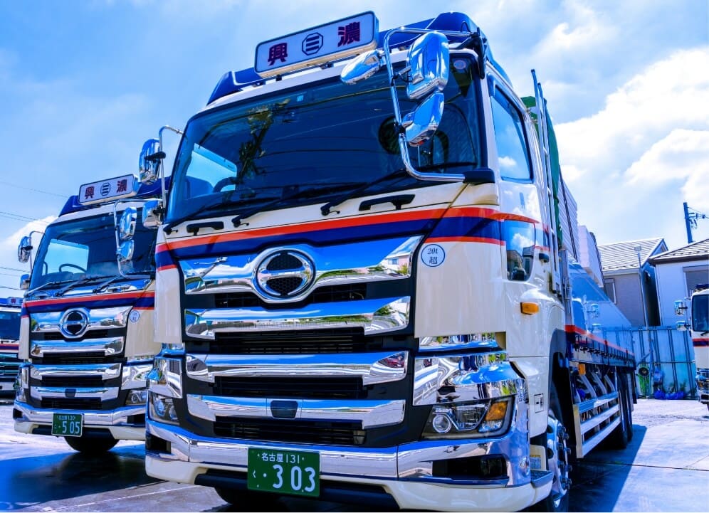 トラックの画像