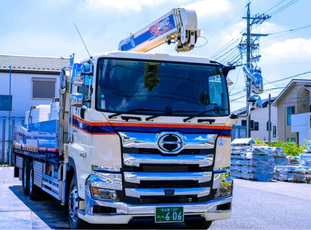 トラックの写真